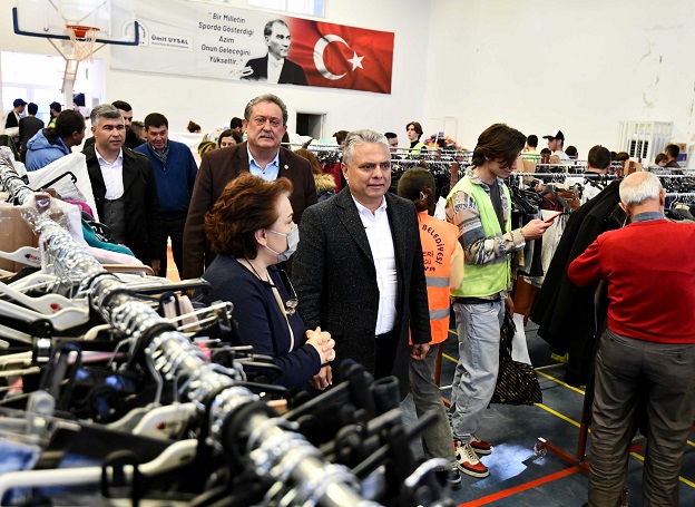Antalya’da ücretsiz mağazadan 42 bin afetzede yararlandı