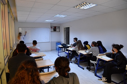 Afetzede çocuklar için eğitim seferberliği