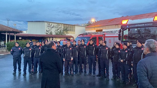 Antalya itfaiyesi deprem bölgesine gidiyor