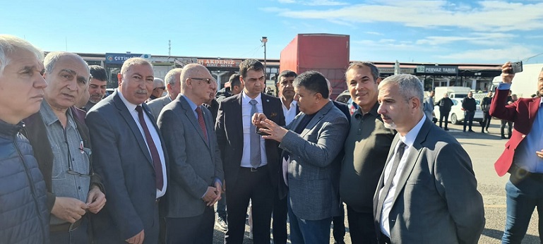 İYİ Partili Subaşı: Bir kere olsun çiftçiyi dinleyin