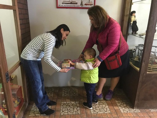 Büyükşehir’den ‘Minik eller el ele’ kampanyası