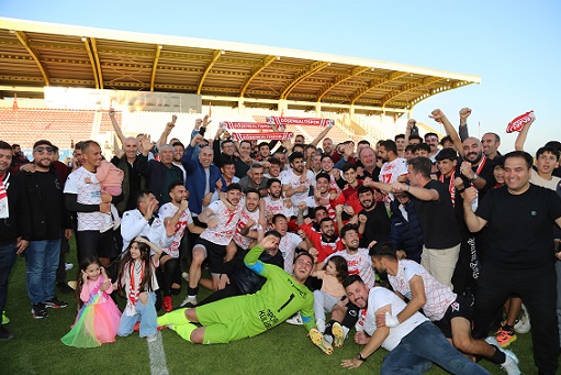 Şampiyon Döşemealtı “BAL LİGİNDE”