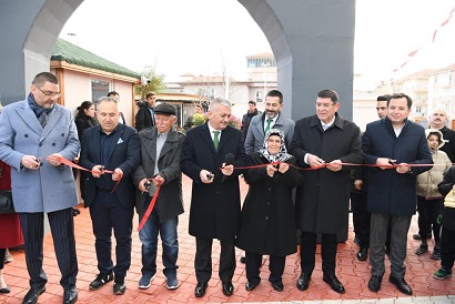 Vali Yazıcı, Emekliler Merkezi’nin açılış törenine katıldı
