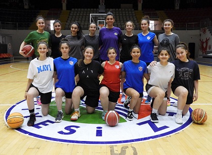 Kepez’in pota sultanları 1. Lig hedefinde