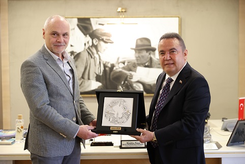 Antalya’da Kültür sanat köprüsü kurulacak
