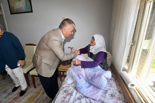 Vali Yazıcı’dan Anneler Günü ziyareti