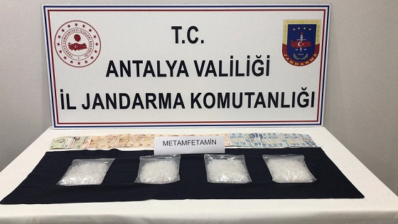 Antalya’da Jandarma dur durak bilmeden uyuşturucuyla mücadele ediyor