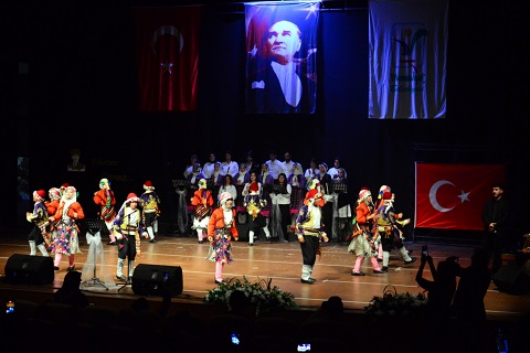 Engelsiz Çocuklar “Yöresel Oyunlarla Atatürk’ü Andı”