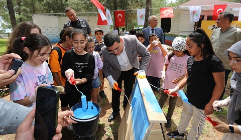 Kepez’in Pati Atölyesi’nden sokak hayvanlarına yuva