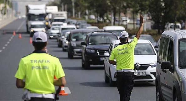 Antalya’da Trafik Denetimleri Hız Kesmeden Devam Ediyor