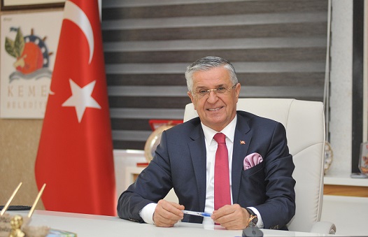 Kemer Belediyesi’nden üniversite öğrencilerine eğitim desteği