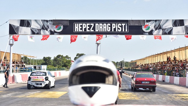Oto Drag 2. Ayak Yarışları Kepez’de