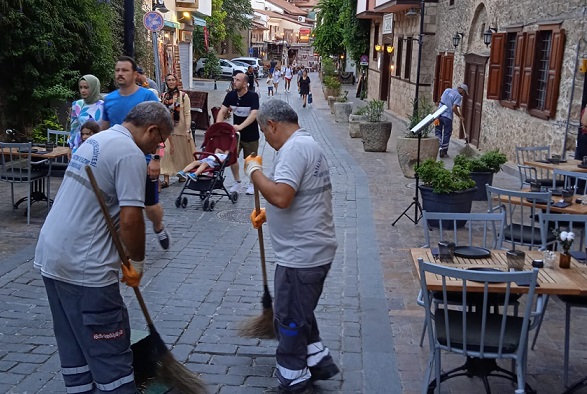 Büyükşehir pırıl pırıl bir Kaleiçi için çalışıyor