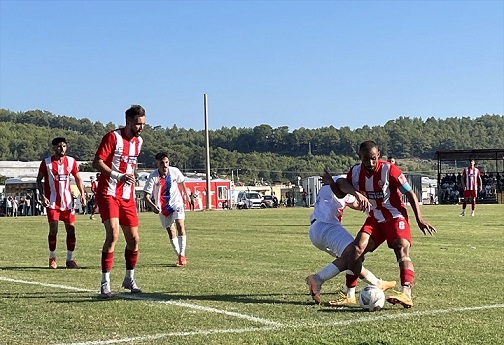 Kumluca Belediyespor Niğde Belediyespor’u 1-0 Yendi