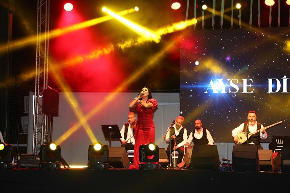 Döşemealtı’nda Nar Festivali coşkusu