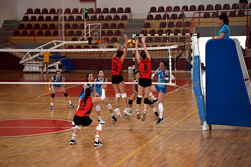 Manavgat’ın Sultanları Deplasmanda Galip