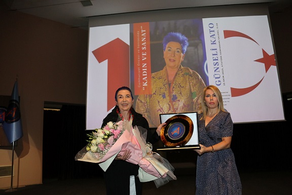 Cumhuriyet Öncesi ve Sonrasında Kadın ve Sanat Konferansı düzenlendi