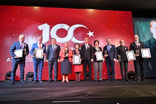 ATSO Cumhuriyetin 100. Yıl Ödül Töreni Antalya’ya Damga Vurdu