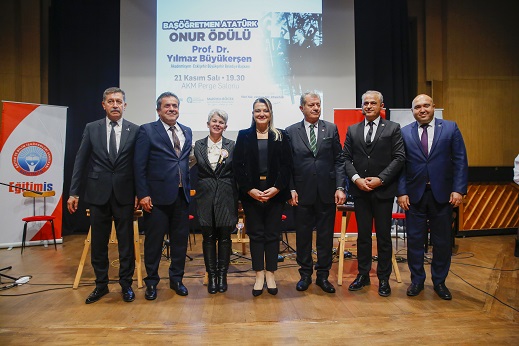 15. Başöğretmen Atatürk Onur Ödülü Büyükerşen’in