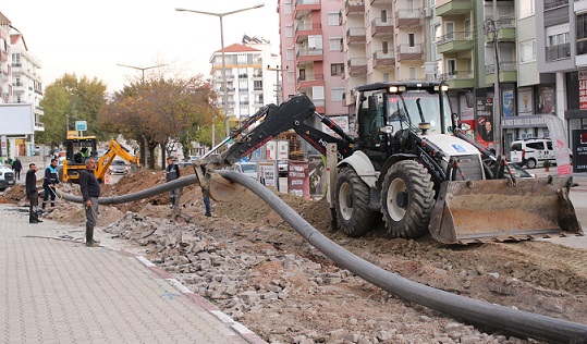 Elmalı’da 50 yıllık içme suyu hattı değiştiriliyor