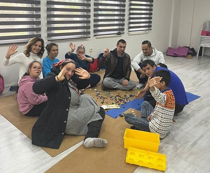 Kemer Belediyesi’nden engelli bireylere anlamlı destek