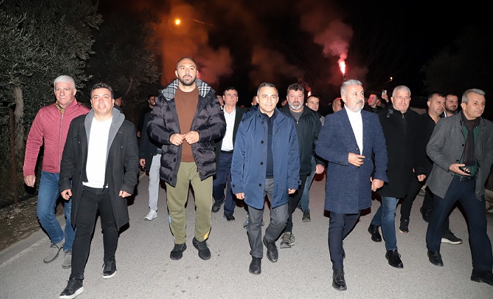 Başpehlivan Ali Gürbüz’den Nefi Kara’ya Destek