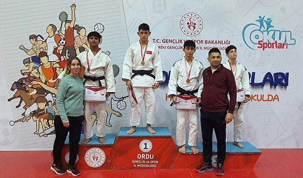 Kepez’in judocularından 2 madalya