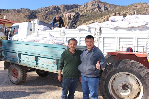 68 üreticiye 2061 çuval daha süt yemi desteği verildi