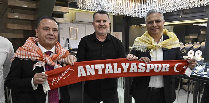 Başkan Uysal’dan pehlivanlara ziyaret