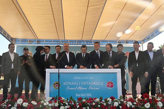 Vali Şahin Konaklı Ortaokulu Temel Atma Törenine Katıldı