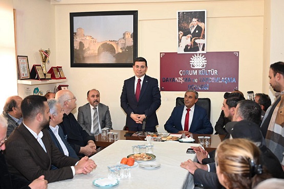 Tütüncü, hemşehri derneklerinde