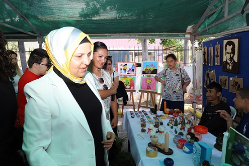 Emine Yıldırım: Sevgi Asla Engel Tanımaz