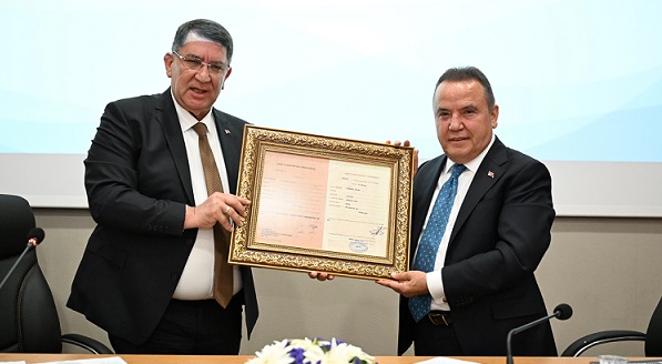 AESOB’tan Başkan Böcek’e hayırlı olsun ziyareti