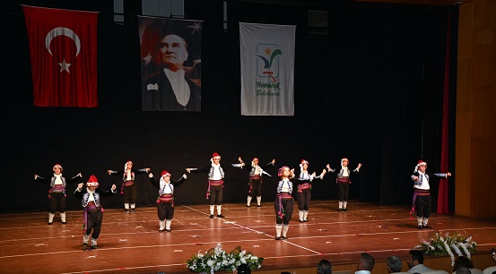 Manavgat Belediyesi Eğitim Kurumlarından Muhteşem Yıl Sonu Gösterisi