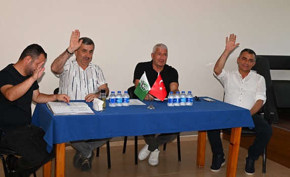 Manavgat Belediyespor Kulübü’nde Yeni Başkan Niyazi Nefi Kara Seçildi