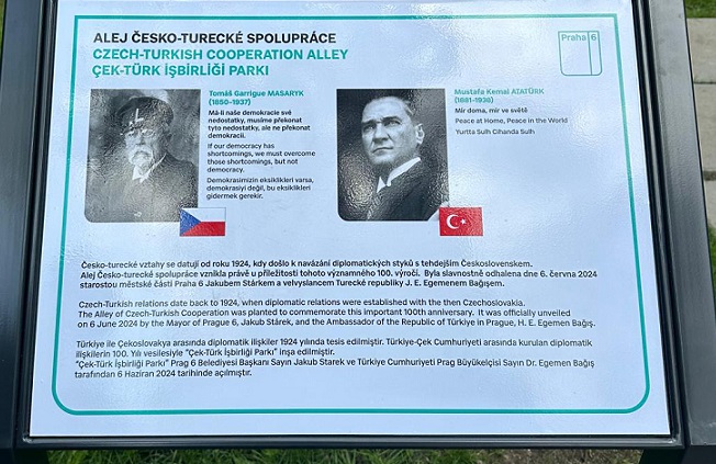 Önce Prag’da açıldı şimdi Muratpaşa’da