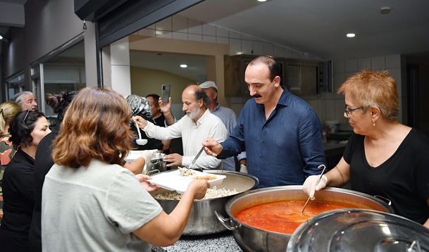 Başkan Kotan, Oruç Lokması Dağıttı