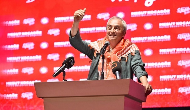 Başkan Kocagöz, Varsak Yaylası’nda Vişne Şenliği’nde Kepezli vatandaşlara seslendi