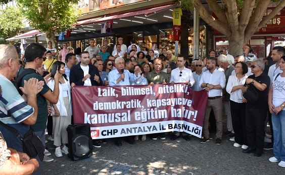 Laik, bilimsel, nitelikli, demokratik, kapsayıcı ve kamusal eğitim haktır!