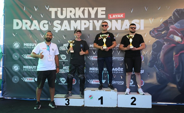 Kepez’de Motodrag rüzgarı esti