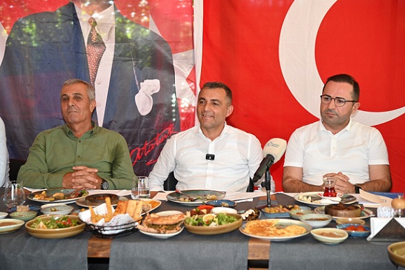 Başkan Niyazi Nefi Kara, Oda Başkanlarıyla Kahvaltıda Buluştu