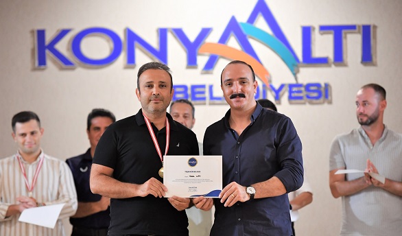 Turnuvayı Kazananlara Ödülleri Verildi