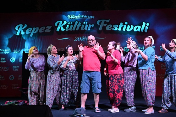 ‘Troyalı Kadınlar’, Dokuma Park sahnesinde