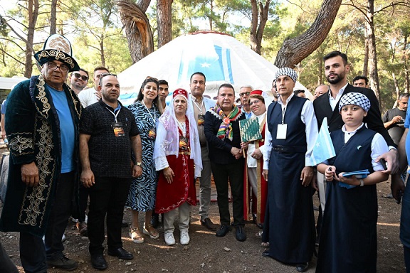 Irak Türkleri, 3. Uluslararası Antalya Yörük Türkmen Festivali katıldı