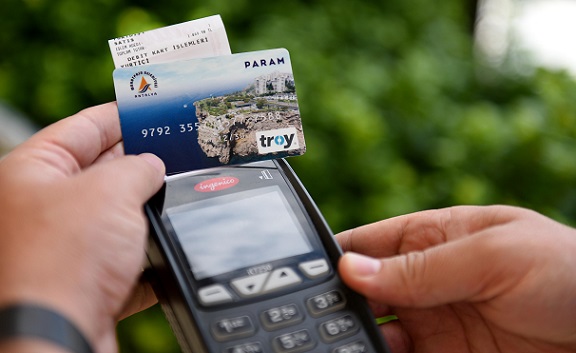 Çevreci Komşu Kart hem kazandırdı hem de korudu