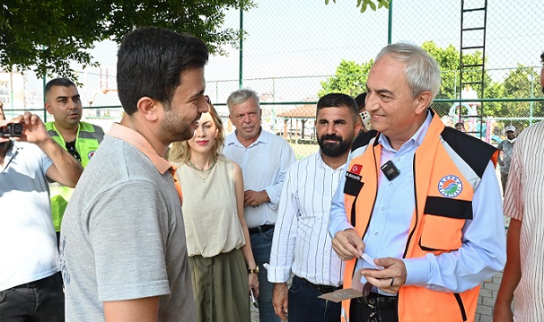 Kocagöz, çalışmaları yerinde inceliyor