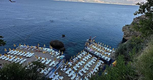 Akdeniz’in en temiz plajları Muratpaşa’nın