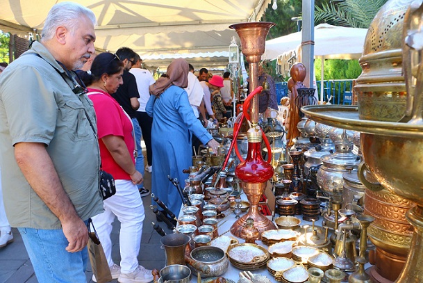 Antalya’da Binbir çeşit antika festivali