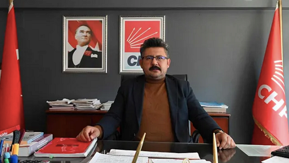 CHP Finike İlçe Başkanı Çarban’dan Erdoğan’a Sert Eleştiri: “Gençler İçin Geç Kalındı”