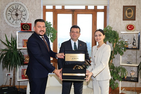 Saniye Başkan Durmak Bilmiyor